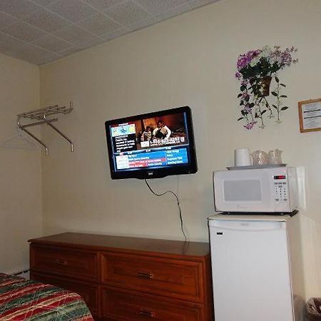 Hillside Inn Pembroke Room photo